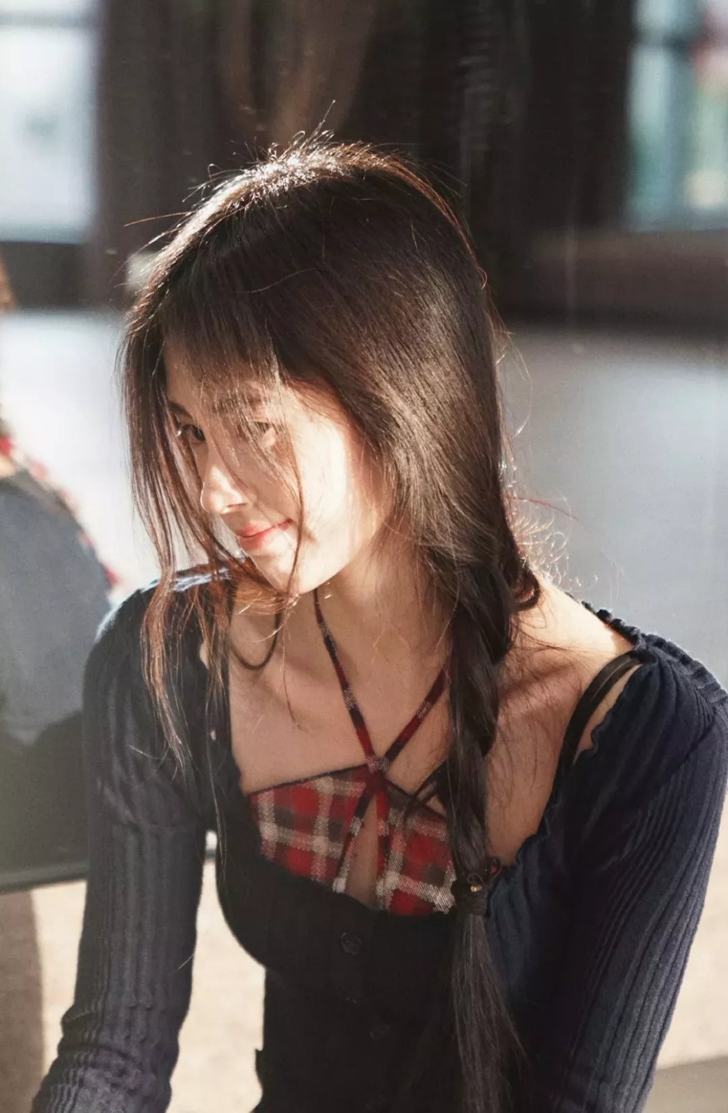 美女图片微信头像侧脸_美女图片微信头像背影