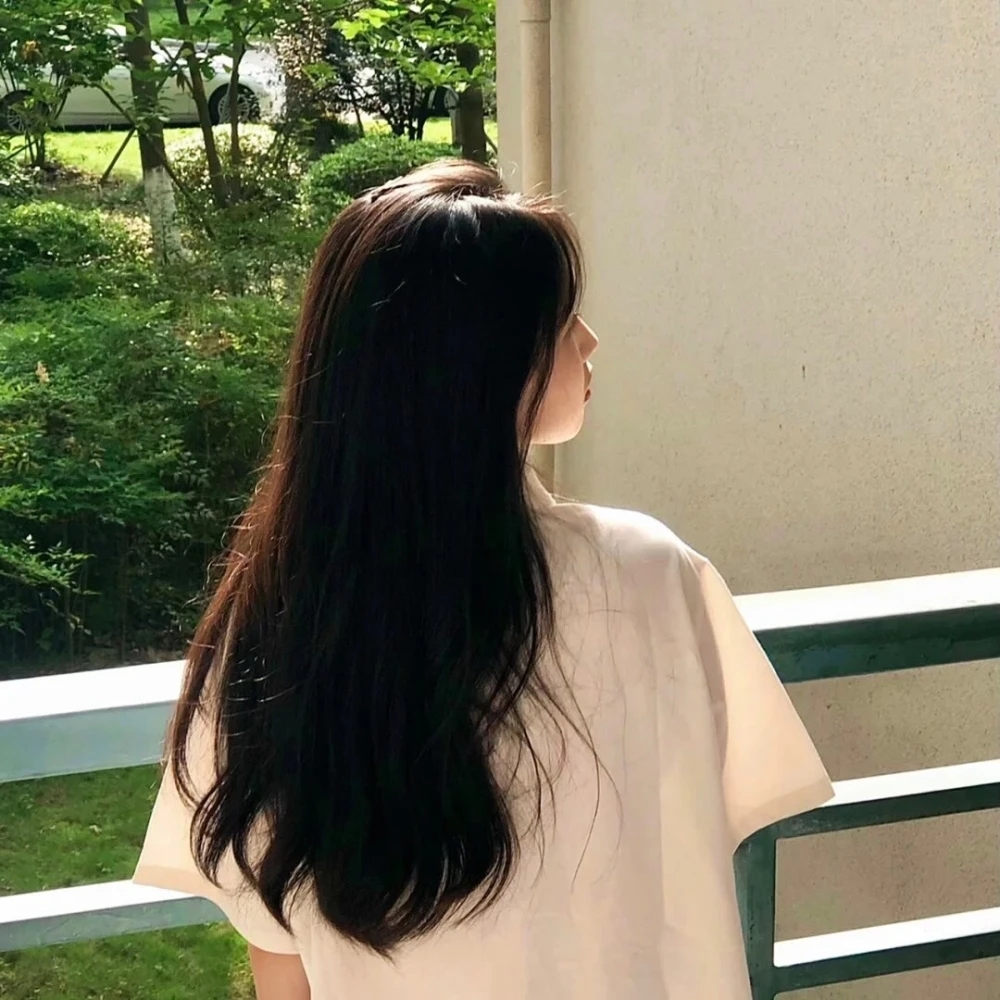 美女图片微信头像侧脸_美女头像真人
