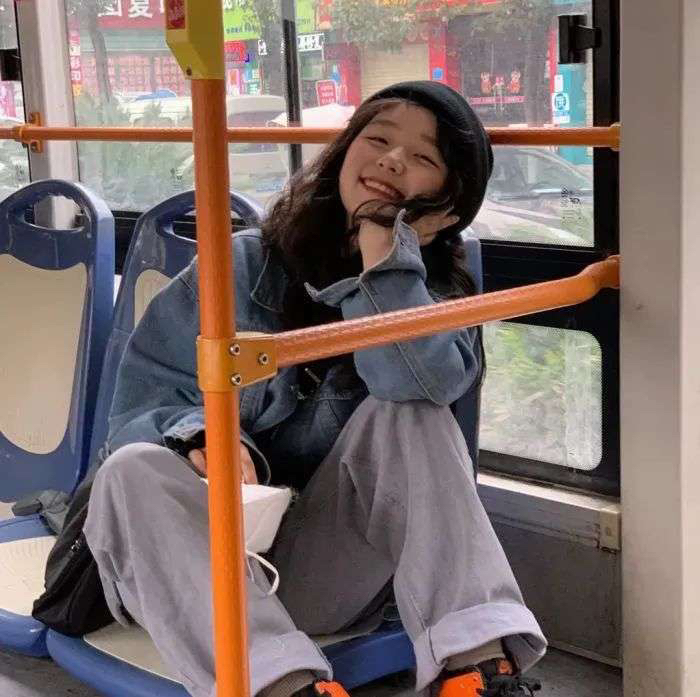 美女头像_美女高雅造型