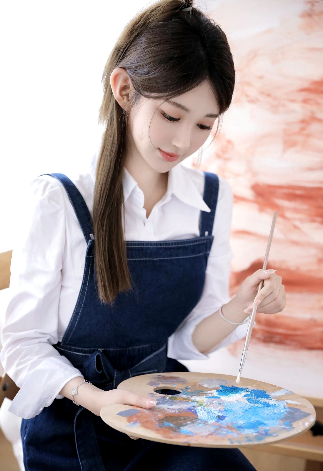 美女照片背影侧面唯美_美女图片微信头像