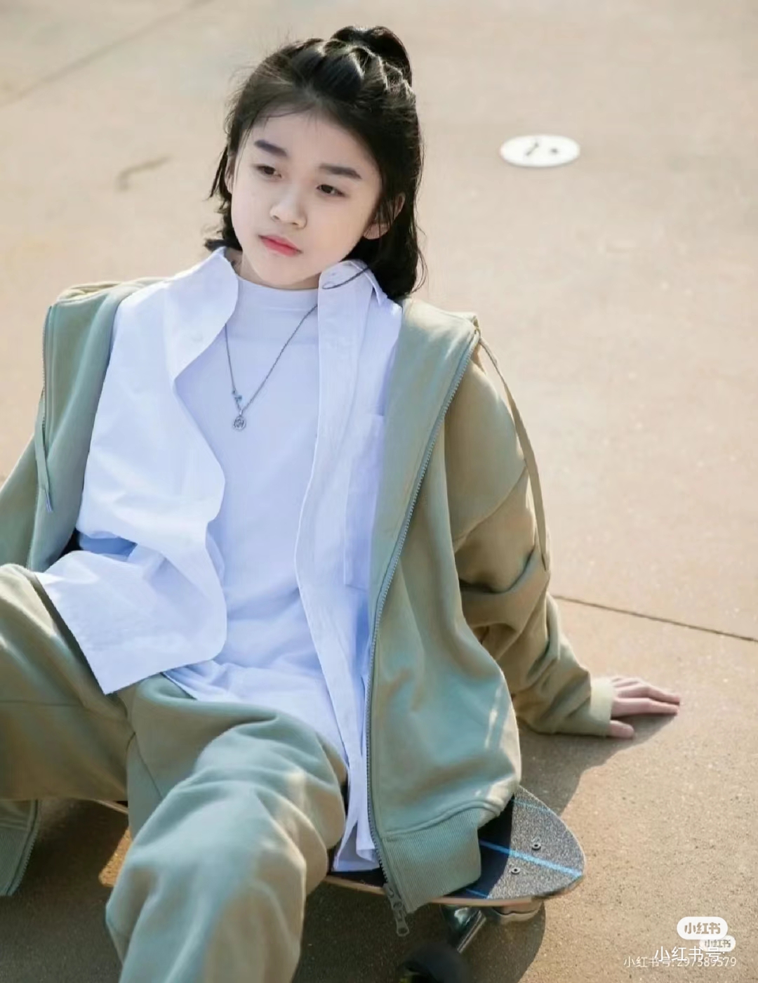 美女头像真人头像简约_美女头像真人头像可爱