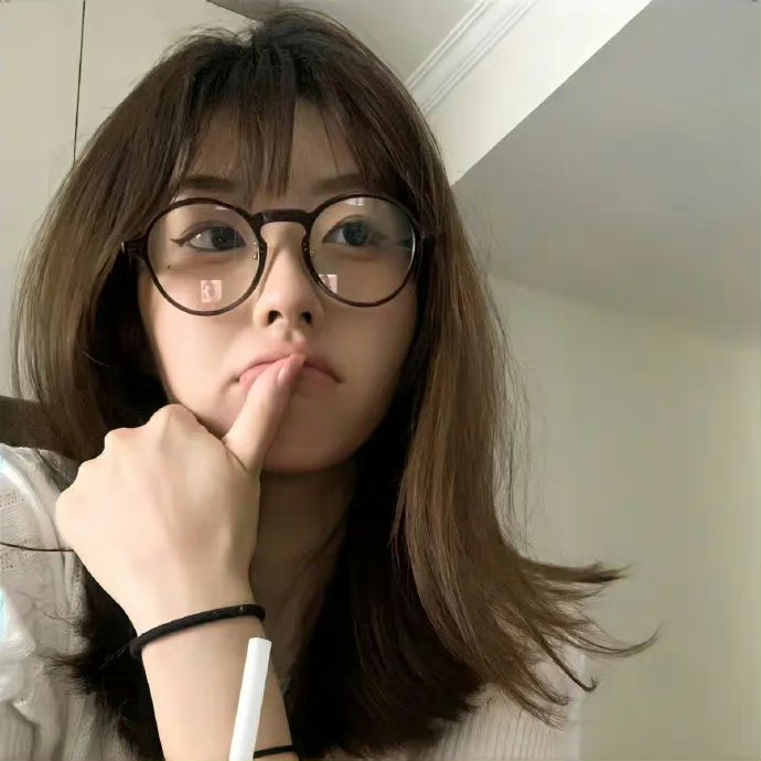 美女图片微信头像侧面_美女图片微信头像真人