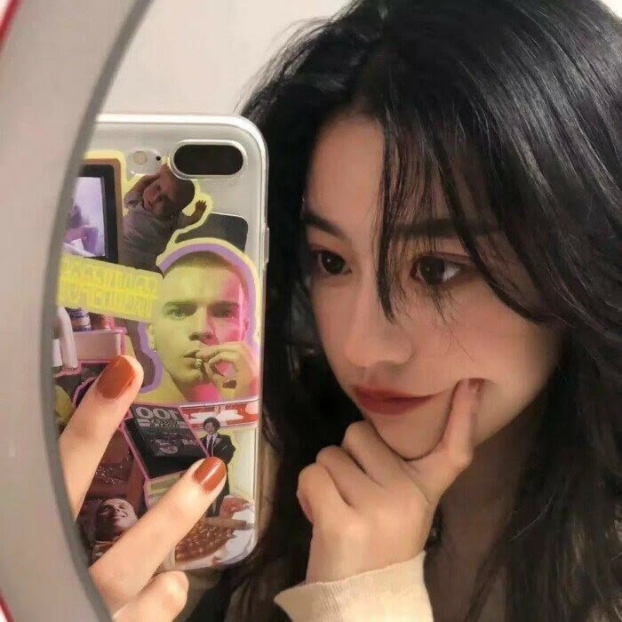 美女照片背影侧面_美女照片侧脸好看头像
