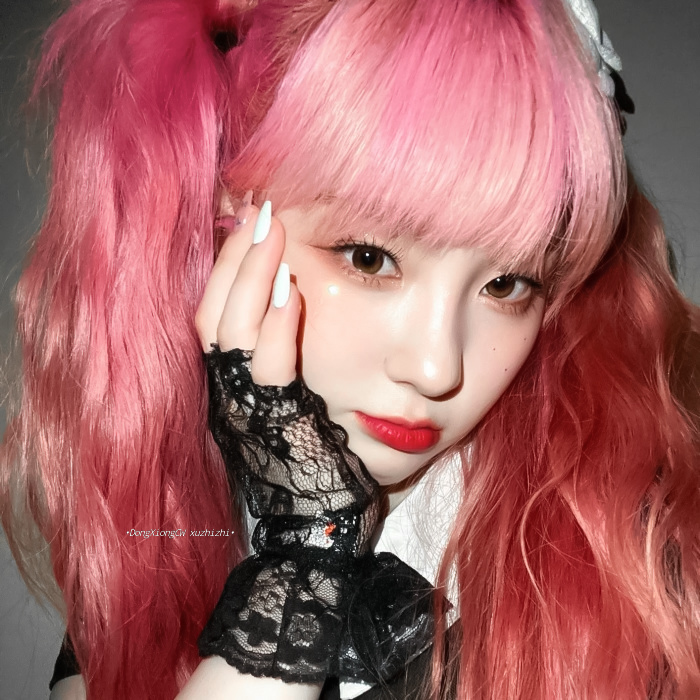 美女图片微信头像侧面_美女头像甜美可爱