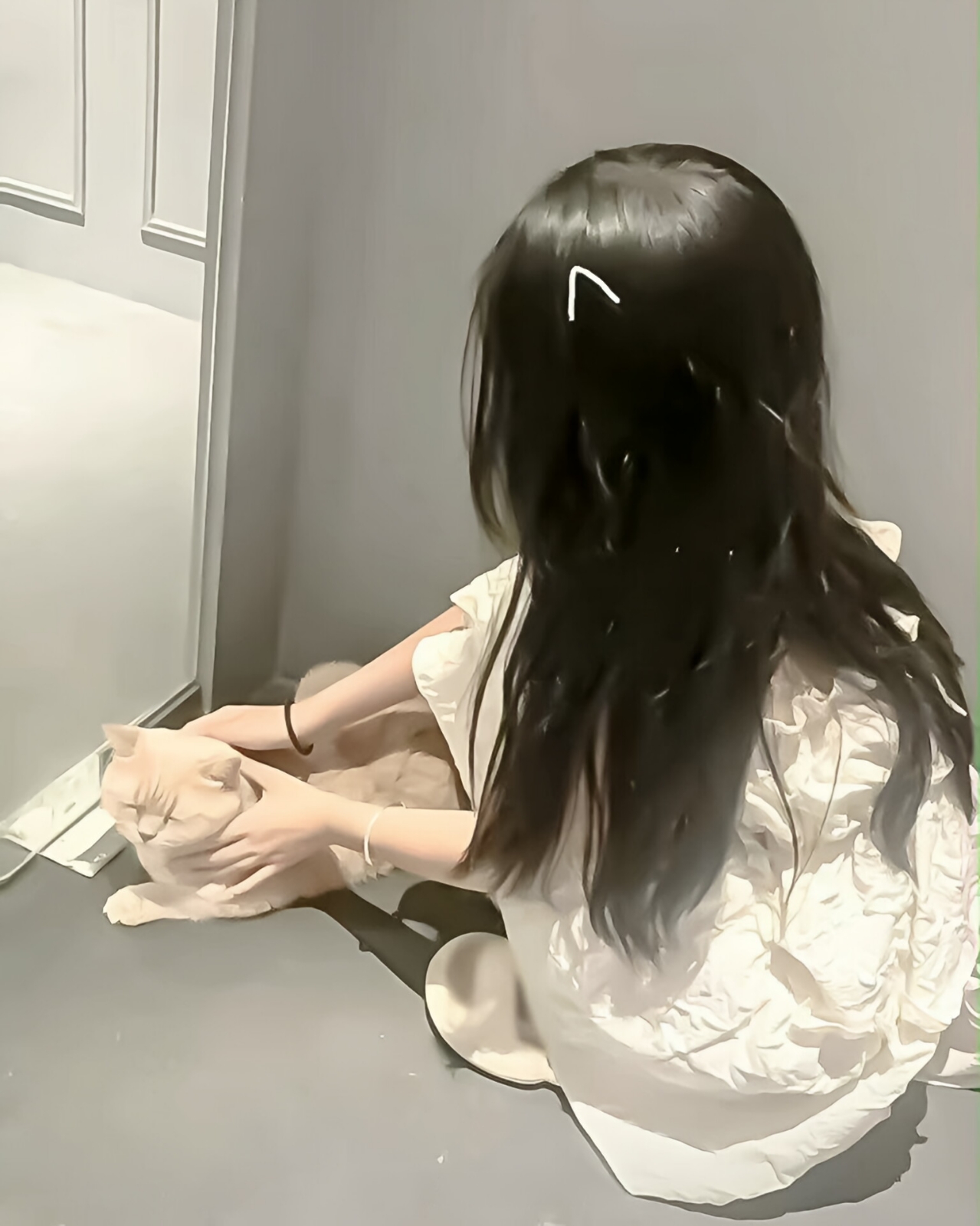 美女头像真人侧脸_美女壁纸桌面2k