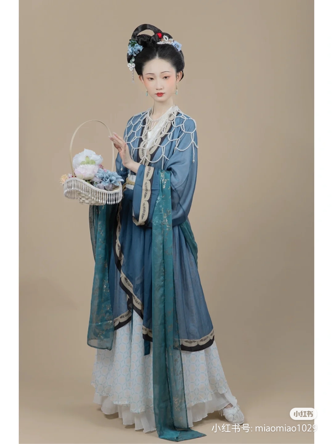 美女头像真人微信_美女头像真人高冷