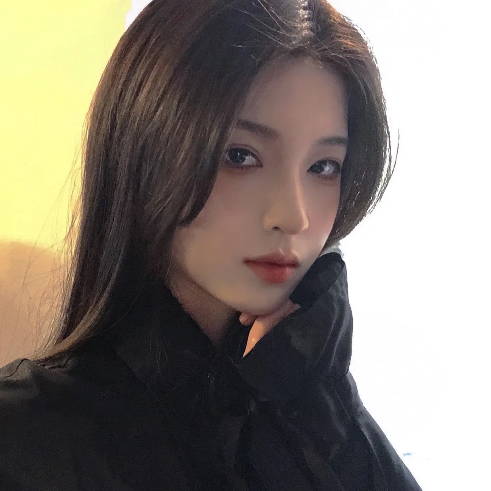美女照片游泳卡通_美女照片游泳中国