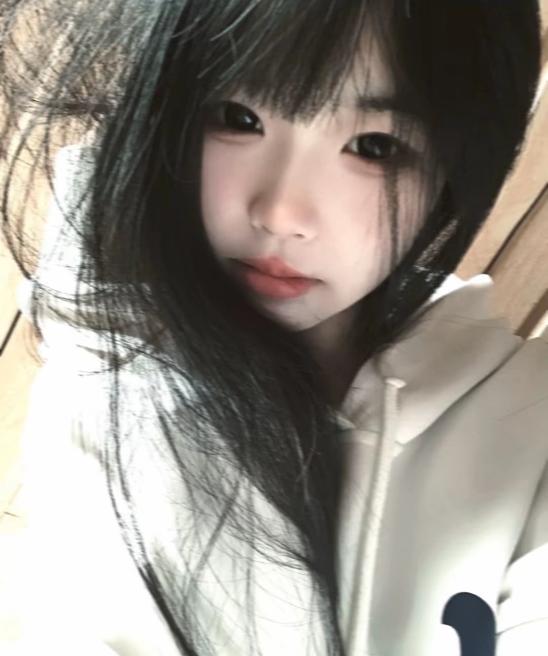 【咱村书记是明星】美女头像真人头像网红_美女图片微信头像侧脸