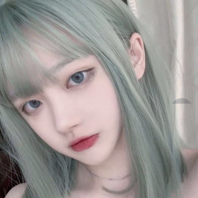 【劳拉陷入困境】美女头像真人职业_美女头像真人很吸引人
