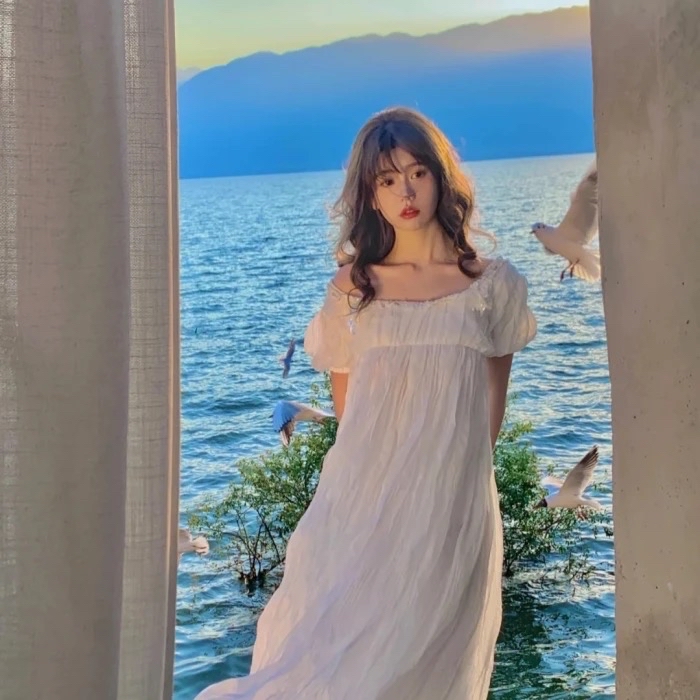 美女头像真人很吸引人_美女照片手机挡脸头像