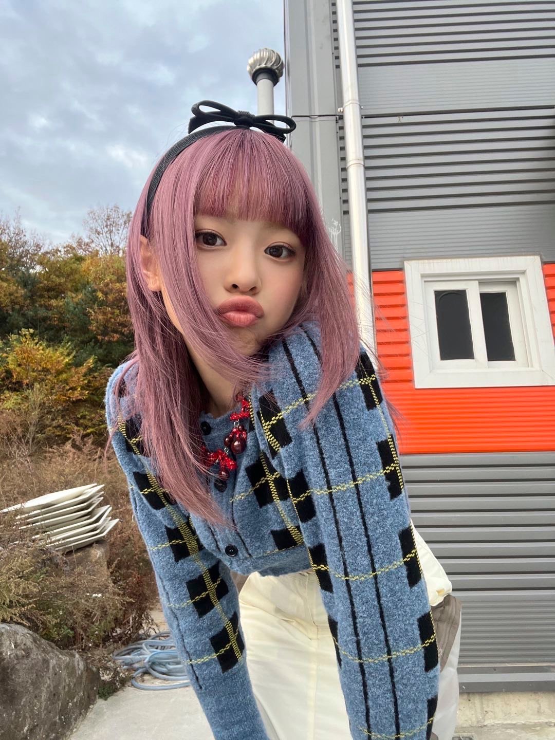 美女头像真人_美女壁纸手机壁纸图片身材养眼
