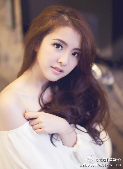 美女高雅造型_美女照片相册壁纸