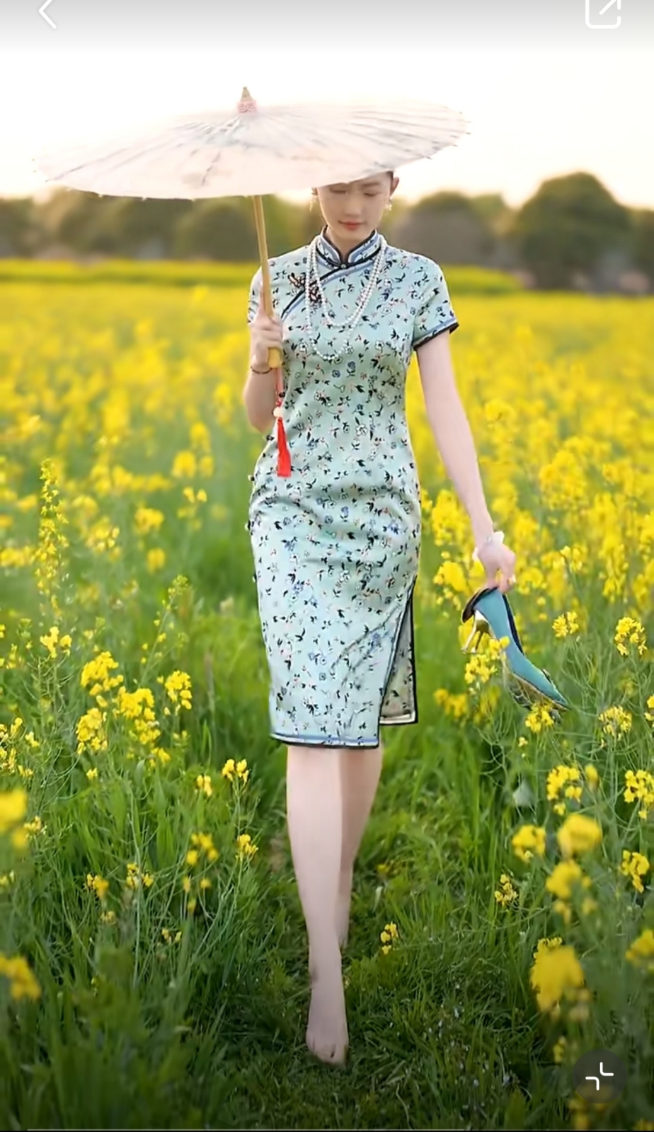 美女壁纸女_美女自拍