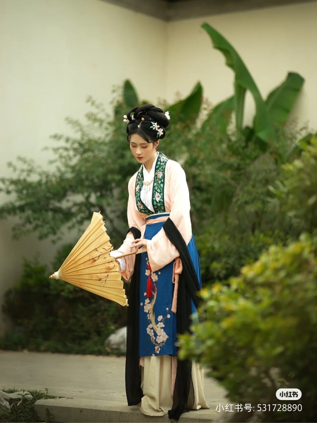 美女图片微信头像背影酷霸气_美女自拍