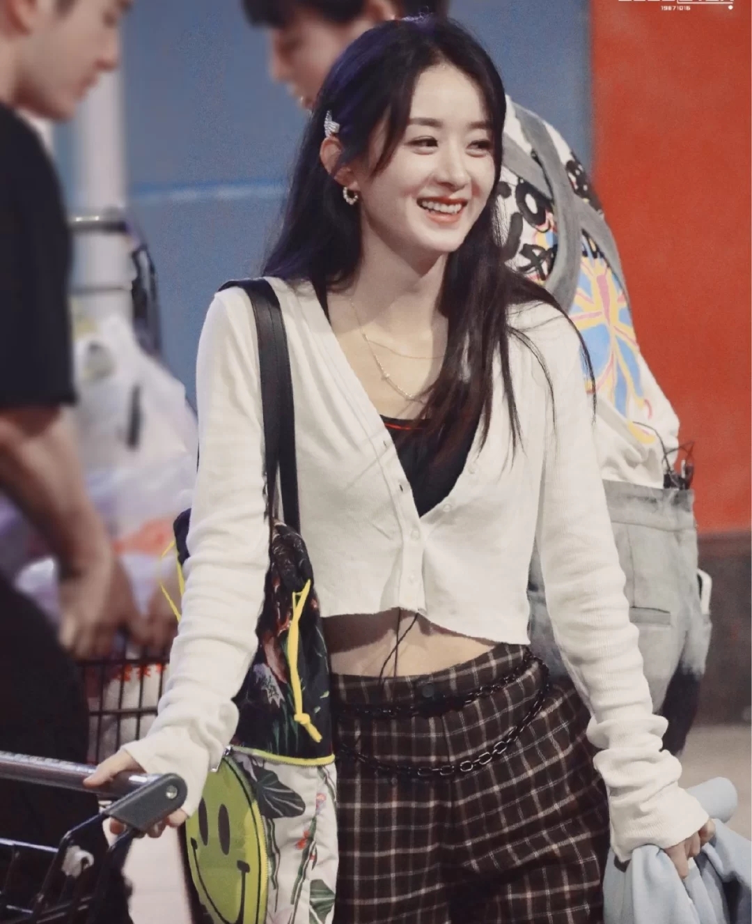 美女图片微信头像_美女头像真人职业