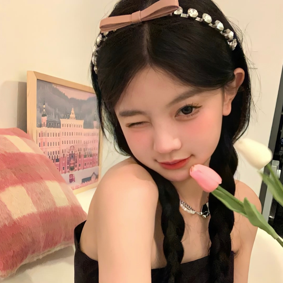 美女头像甜美卡通_美女高雅造型