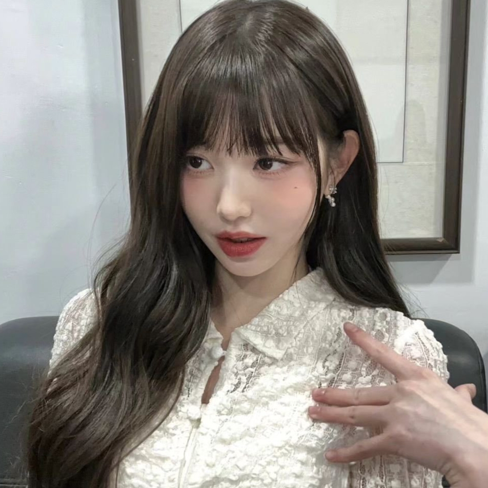 美女壁纸桌面_美女图片微信头像侧面