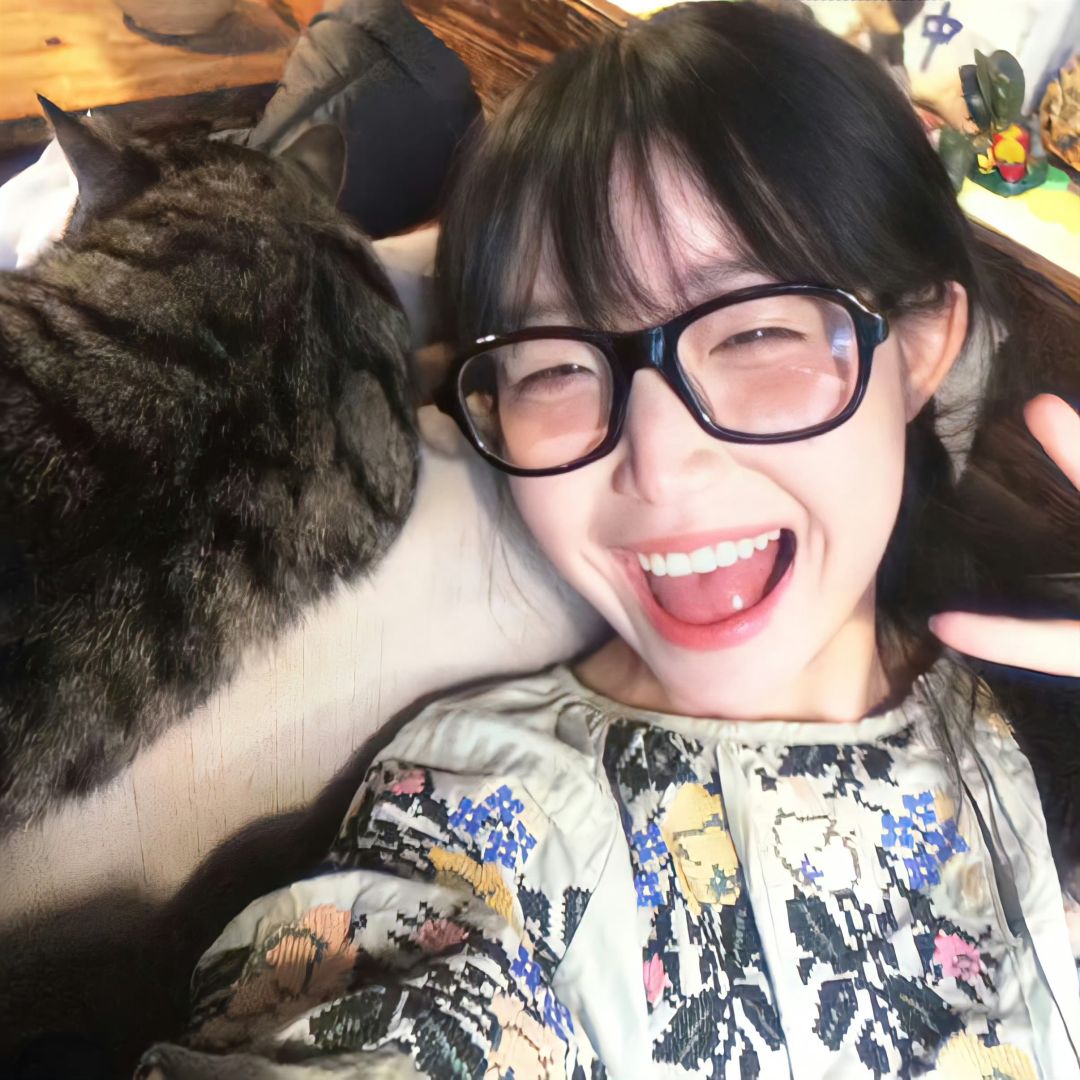 美女头像真人气质_美女照片
