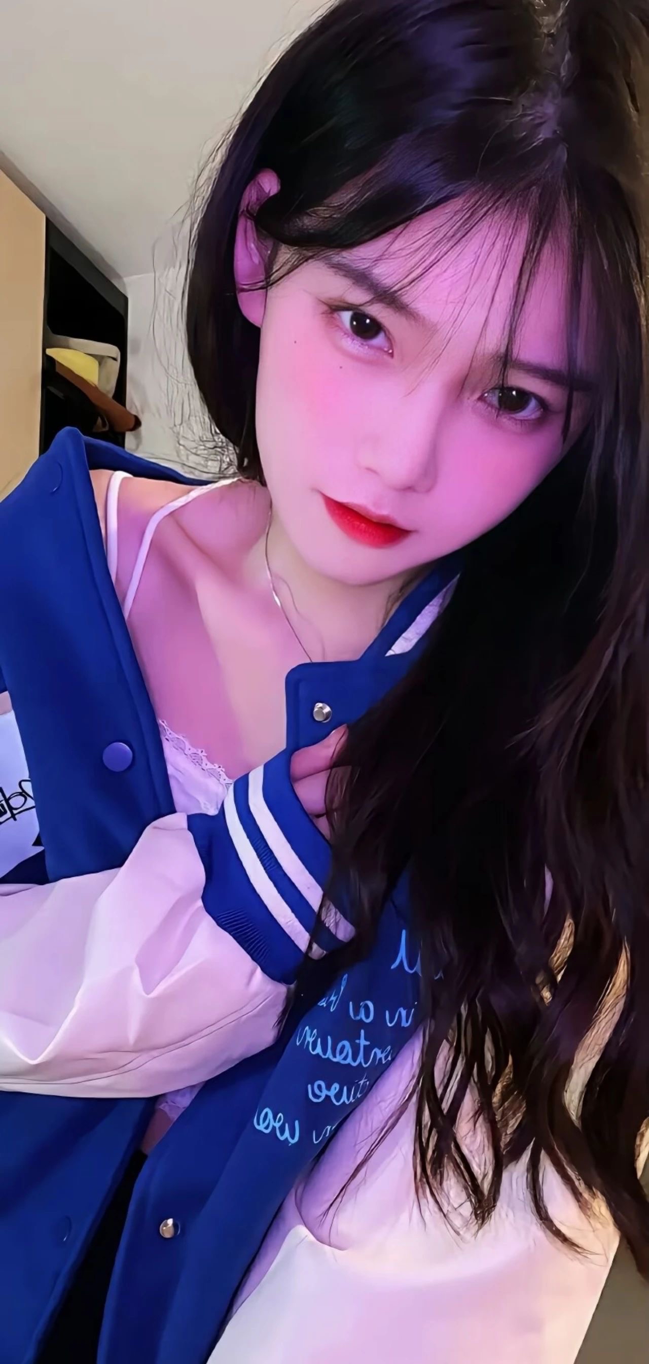 美女壁纸手机壁纸高清_美女头像高冷