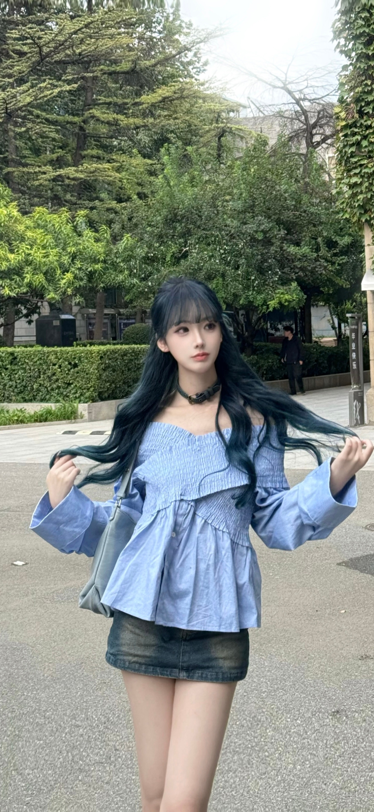 美女时尚街拍_美女照片手机挡脸头像