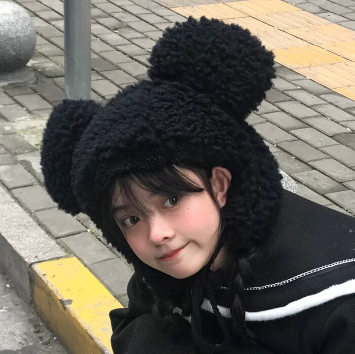 美女时尚街拍_美女自拍旅游头像