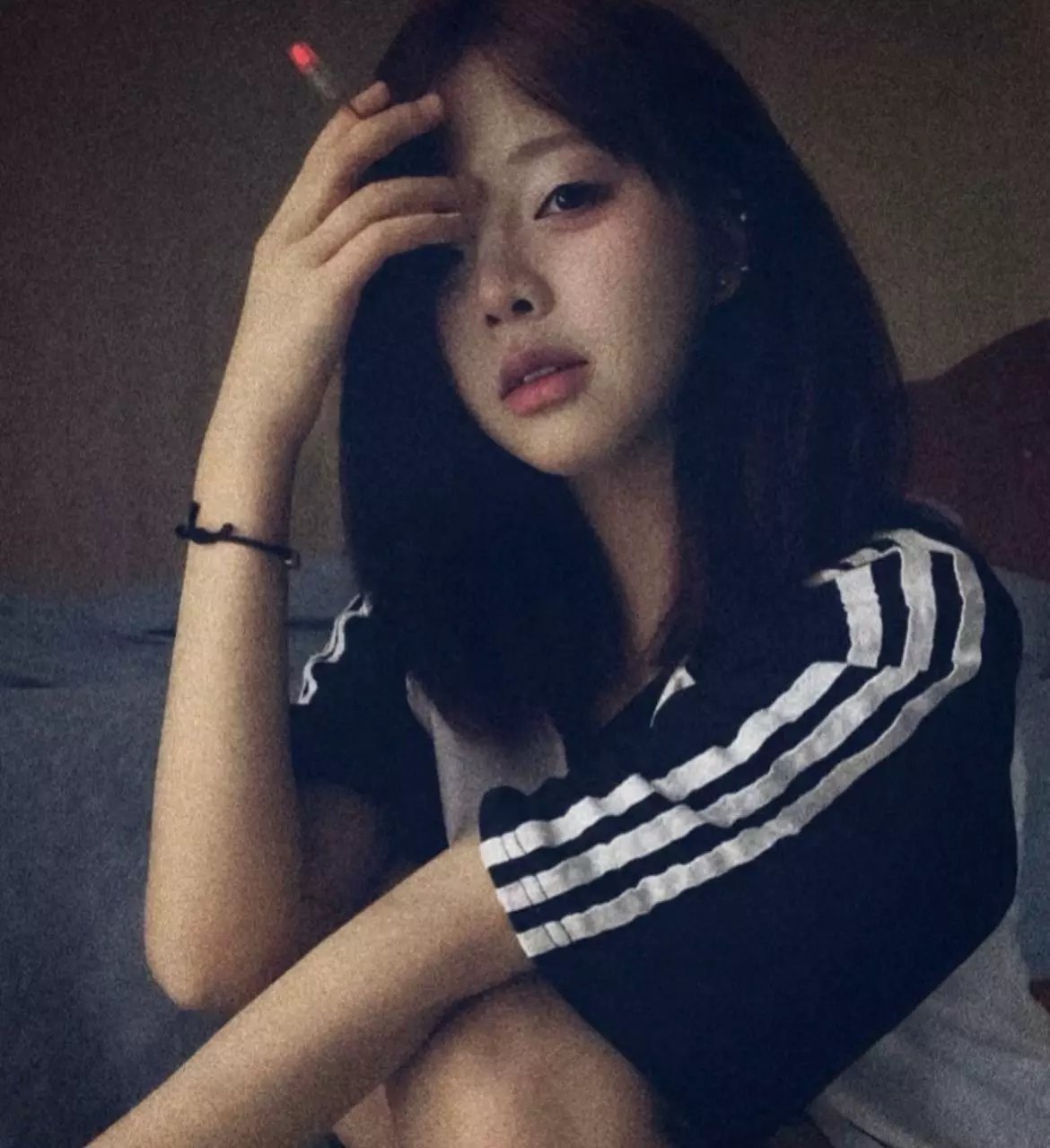 美女自拍旅游头像_美女壁纸手机壁纸