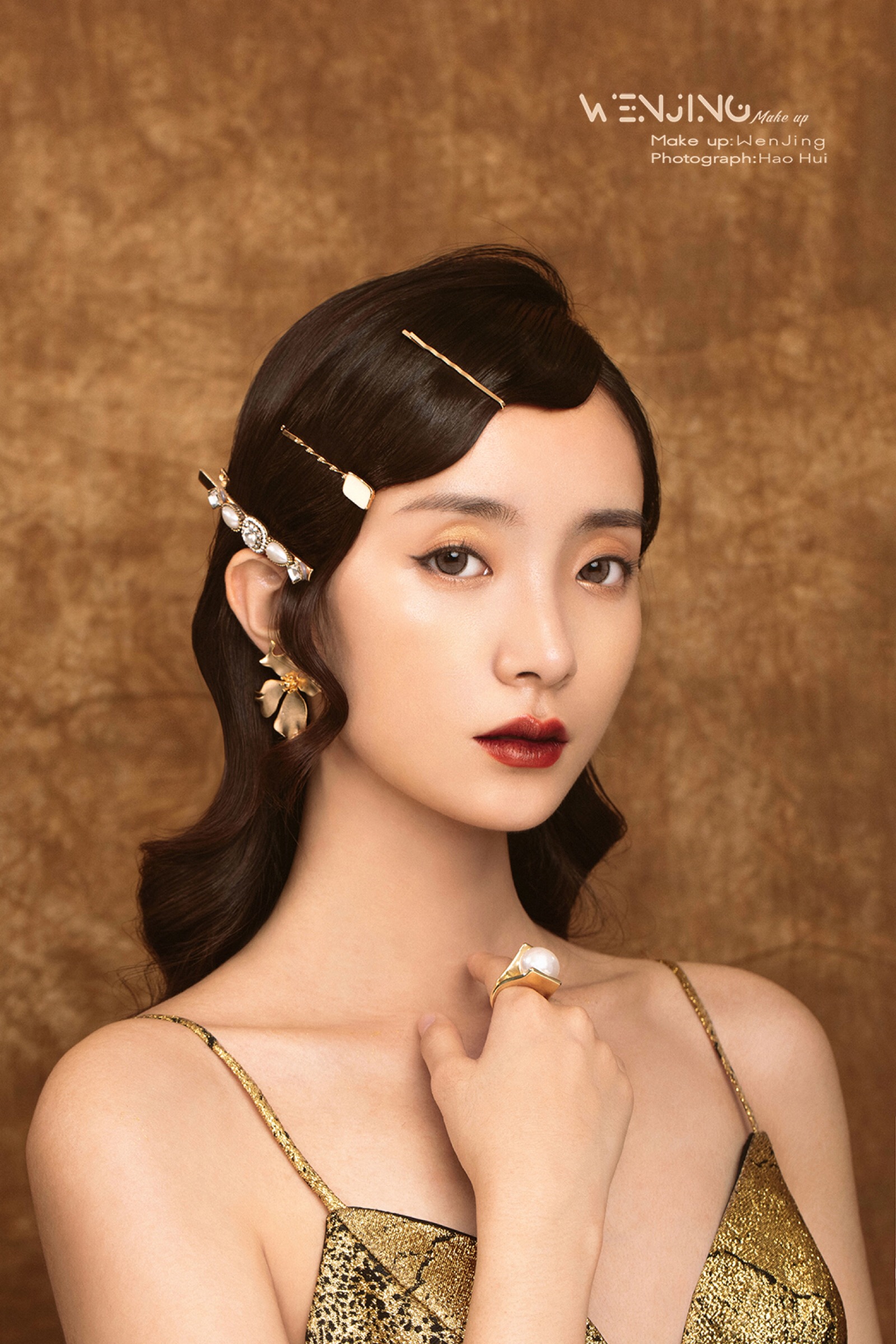 美女头像真人_美女自拍背影微信头像