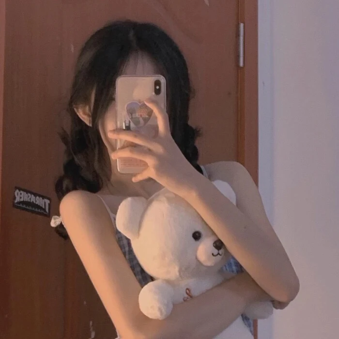 美女头像动漫_美女头像真人背影