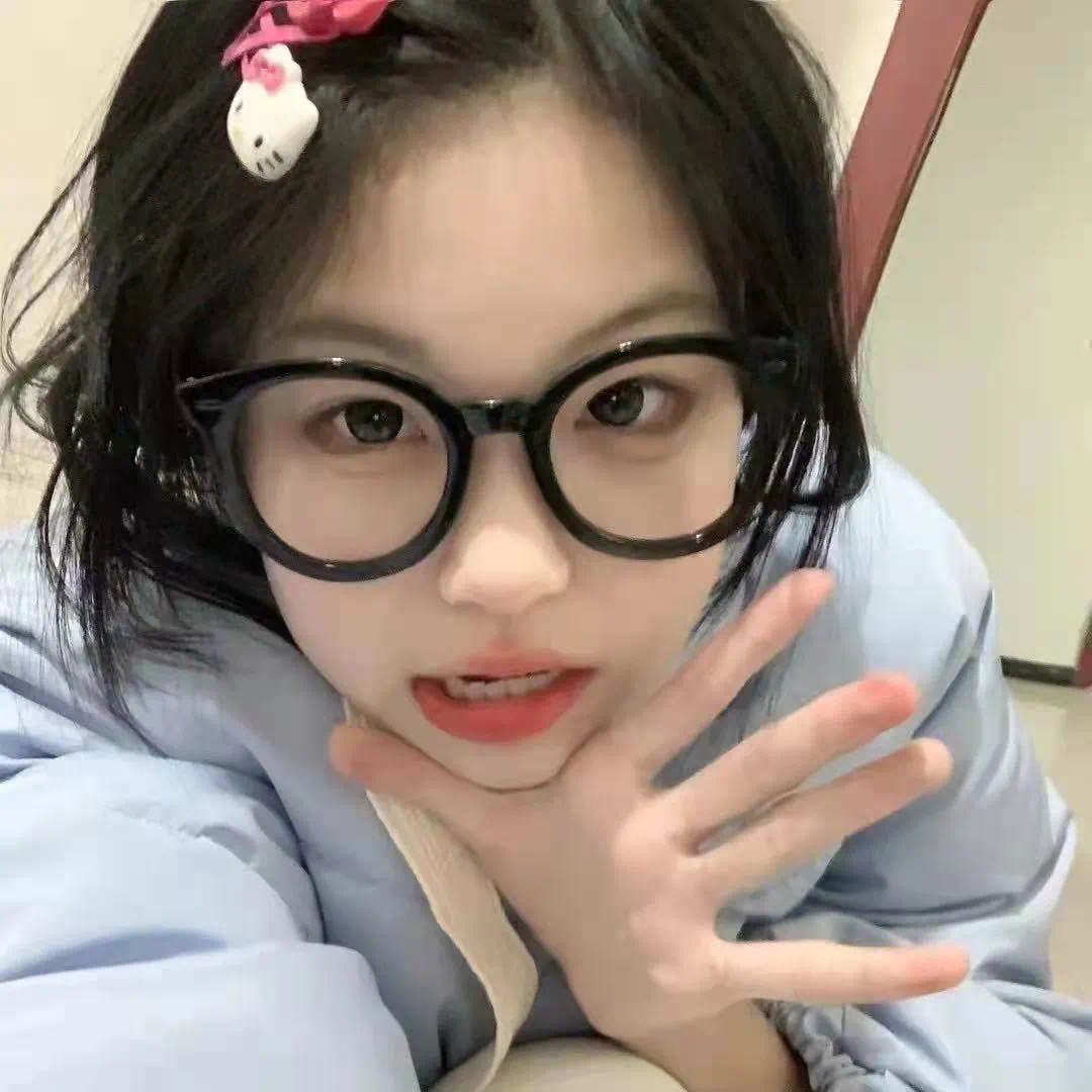 美女图片微信头像_美女头像真人气质