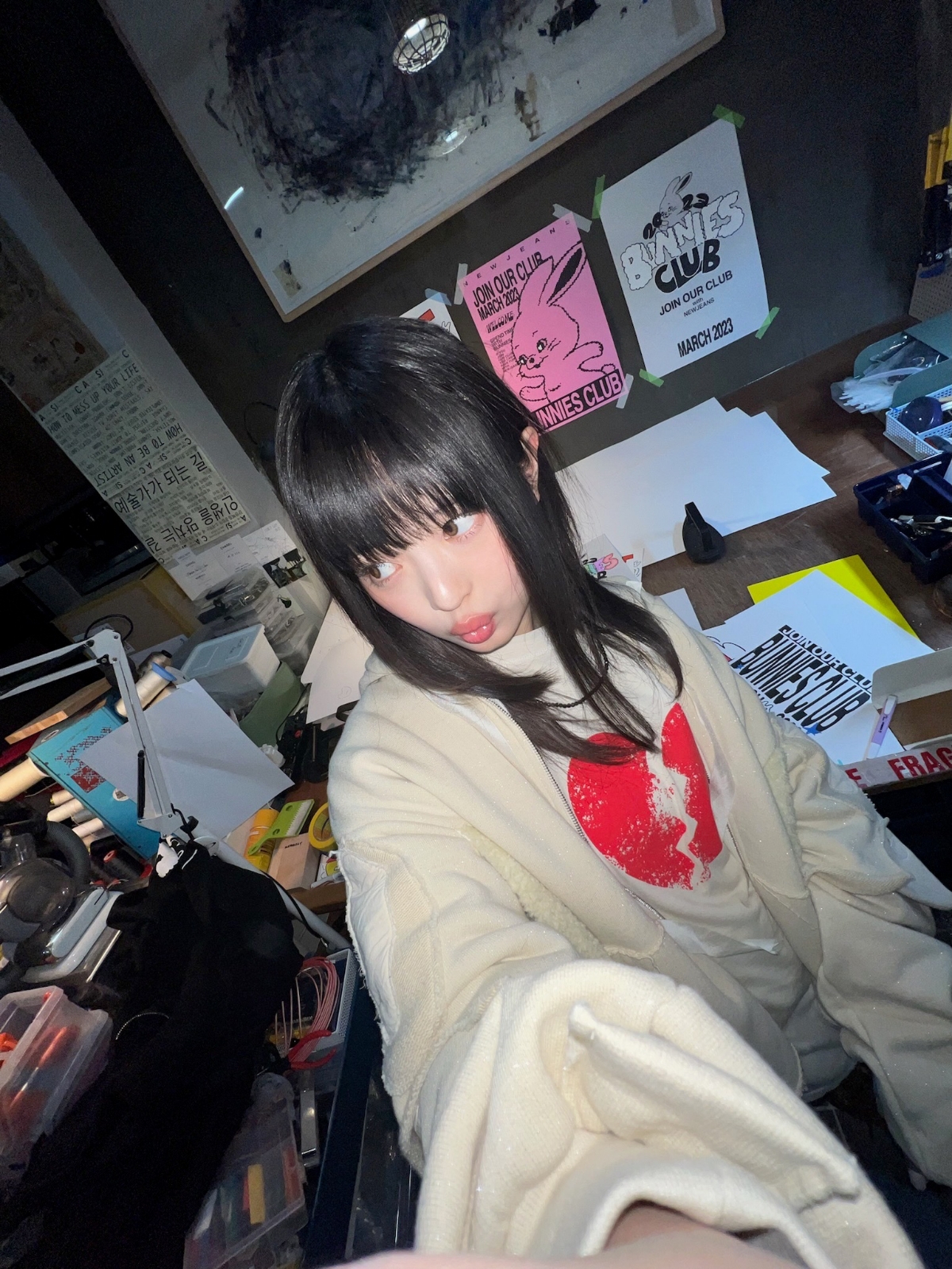 欧美疯狂三P群体交乱视频_美女壁纸手机壁纸