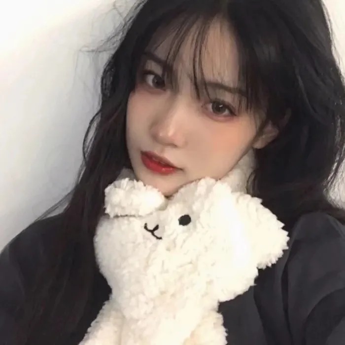 美女头像壁纸_美女头像真人可爱