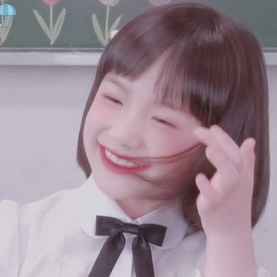 美女头像卡通_美女照片侧脸好看头像