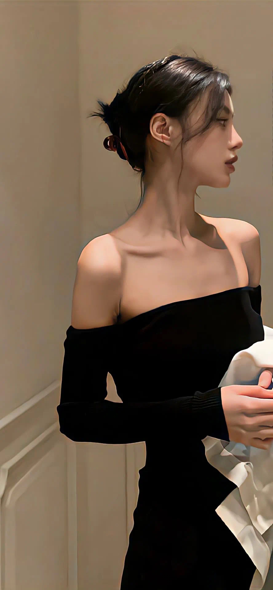 美女壁纸图片2025最新款_美女头像卡通