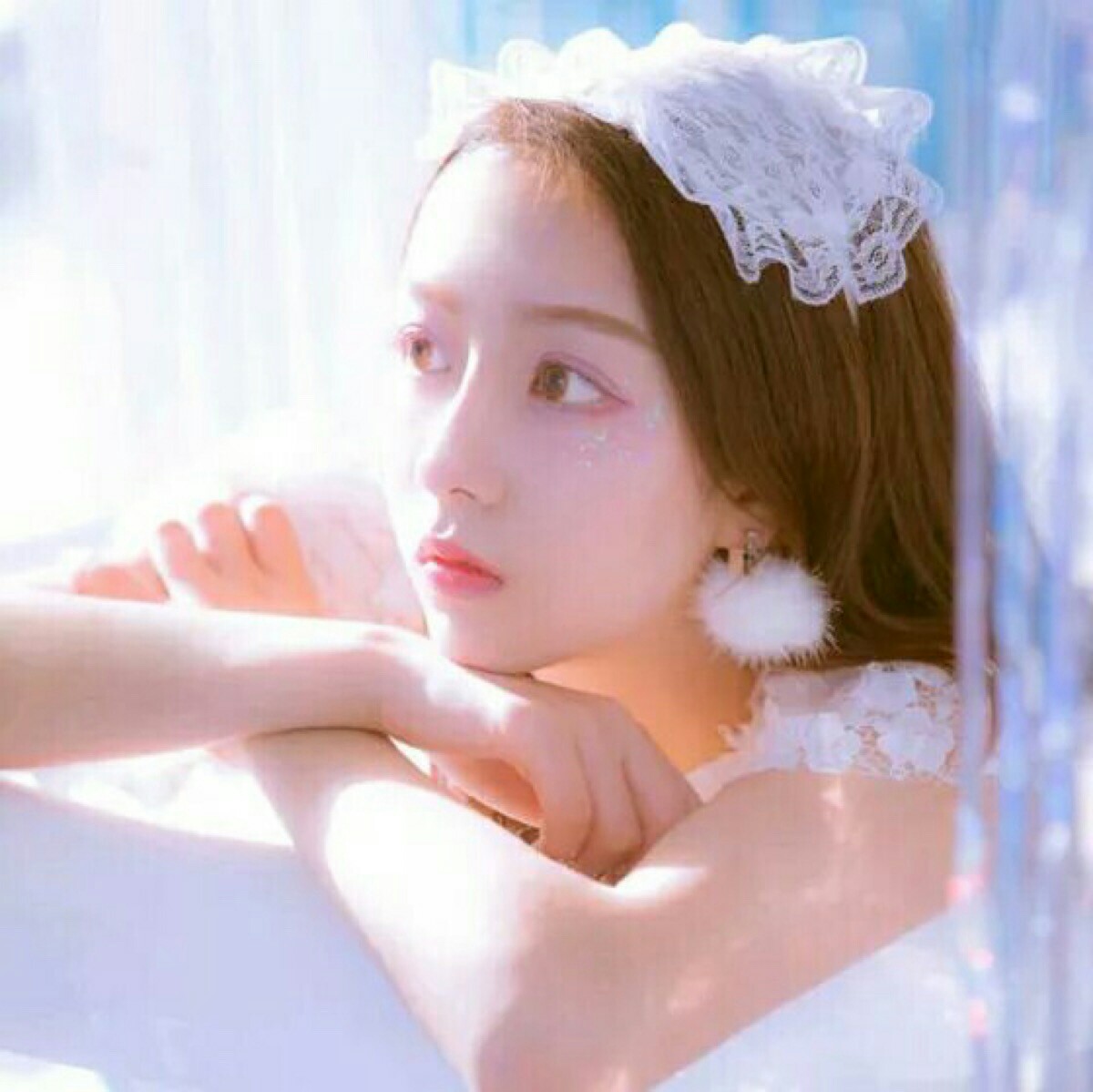 美女头像真人头像高冷_美女照片背影侧面唯美