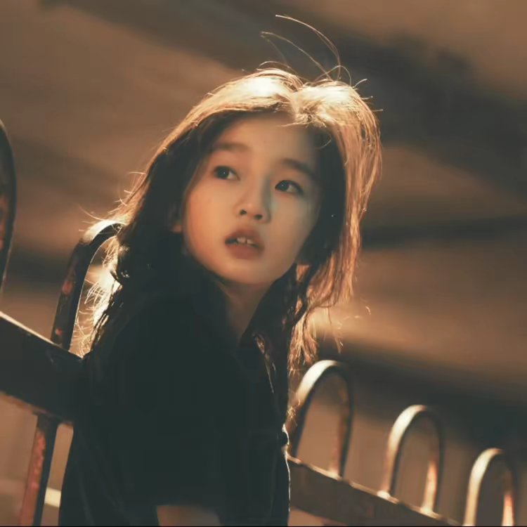 美女图片微信头像高清头像_美女头像真人版