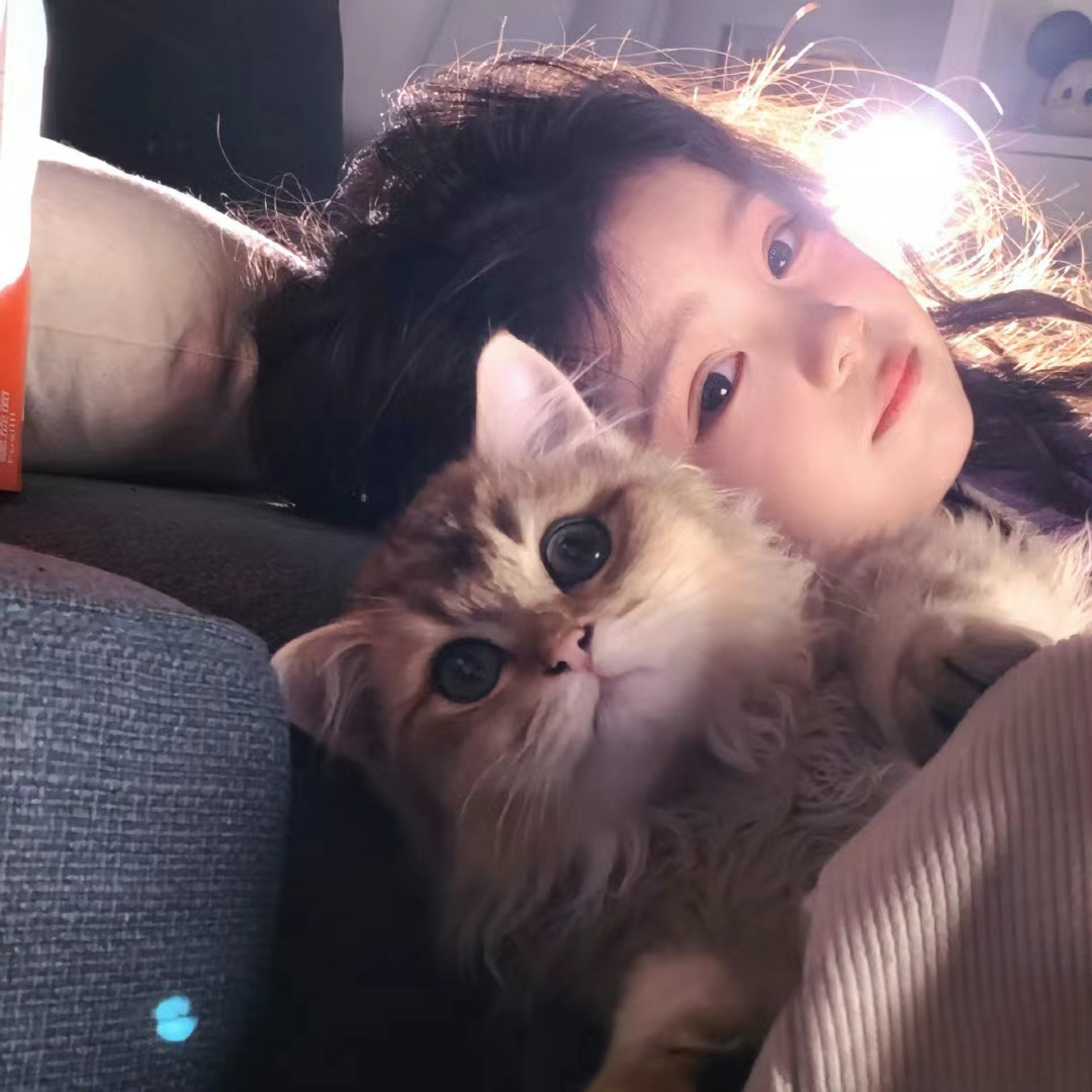 美女热舞_美女头像真人版好看