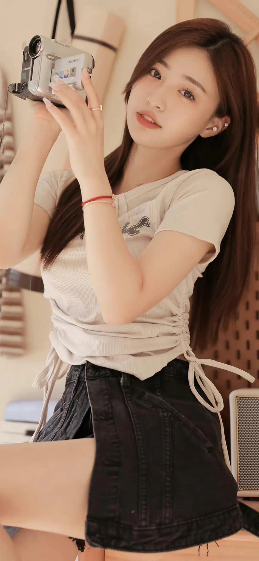 美女高雅造型_美女热舞