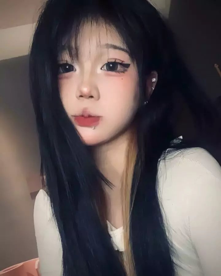 美女头像真人氛围感_美女头像真人头像简约