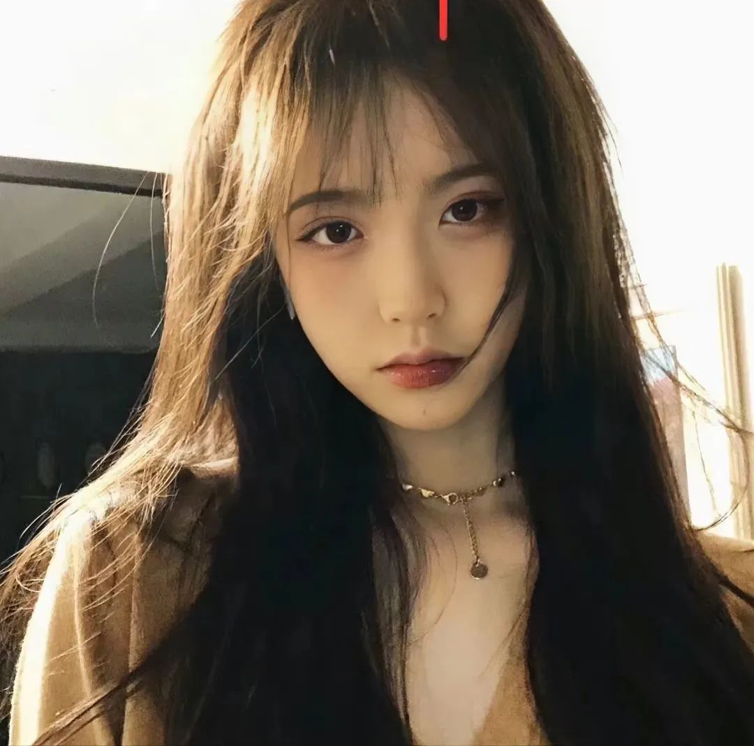 美女头像真人头像搞笑_美女照片