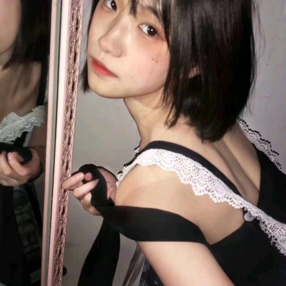 美女时尚街拍_美女头像真人头像网红
