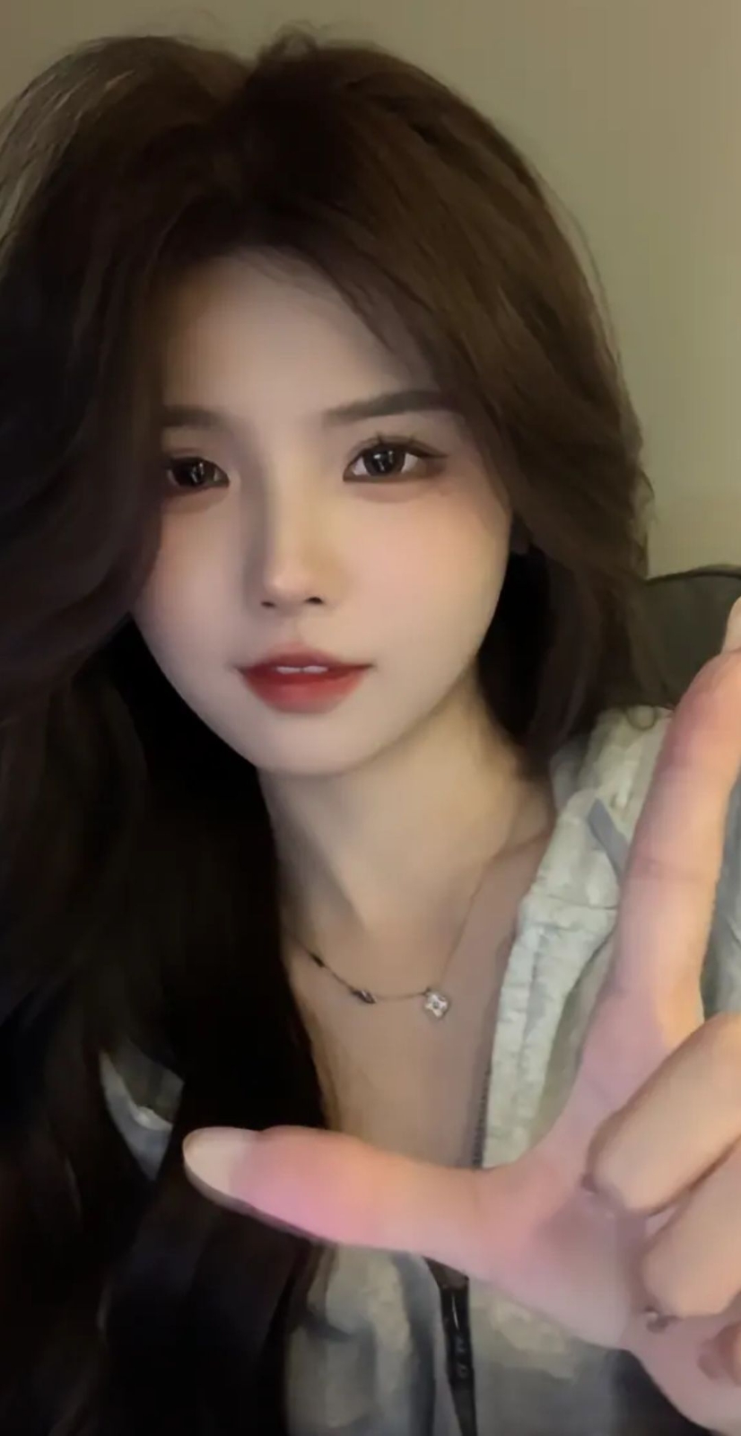 美女壁纸4k高清清纯_美女头像真人头像网红