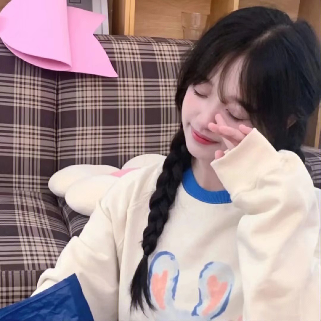 黑袍纠察队第三季_美女头像真人头像搞笑