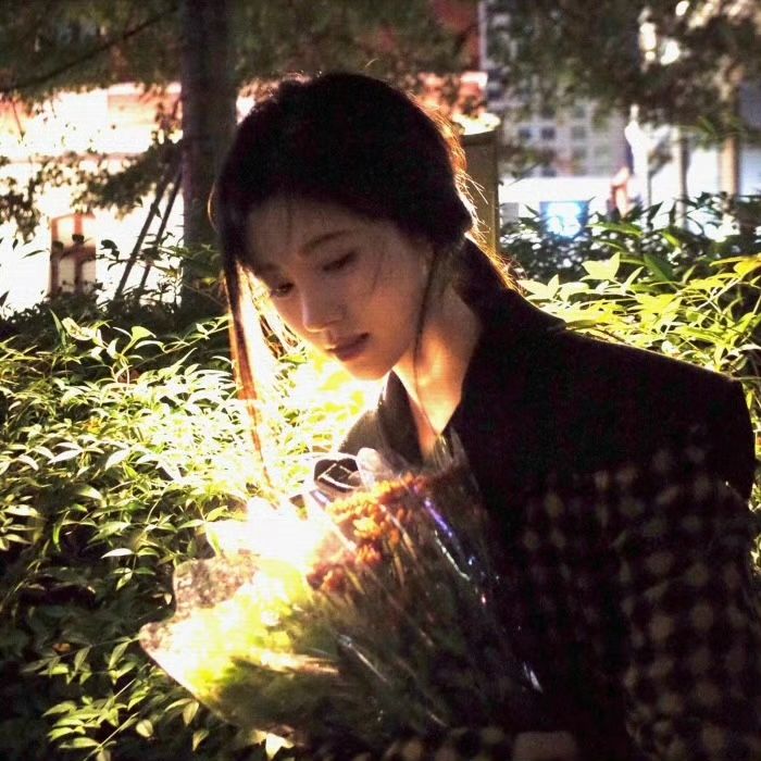 美女头像动漫_美女壁纸全屏