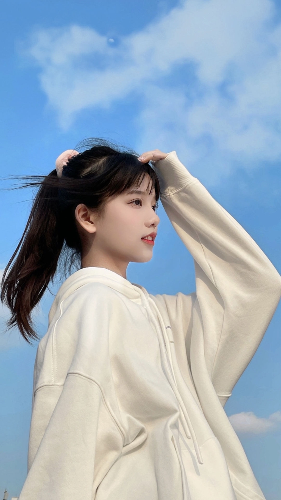 美女自拍旅游头像_美女照片游泳壁纸