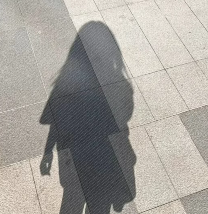 扇贝夹香肠什么意思_美女照片
