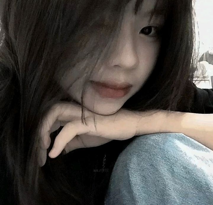 欢迎来到妖精森林_美女头像真人侧脸