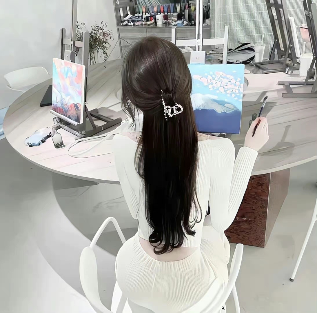 美女壁纸桌面_美女自拍